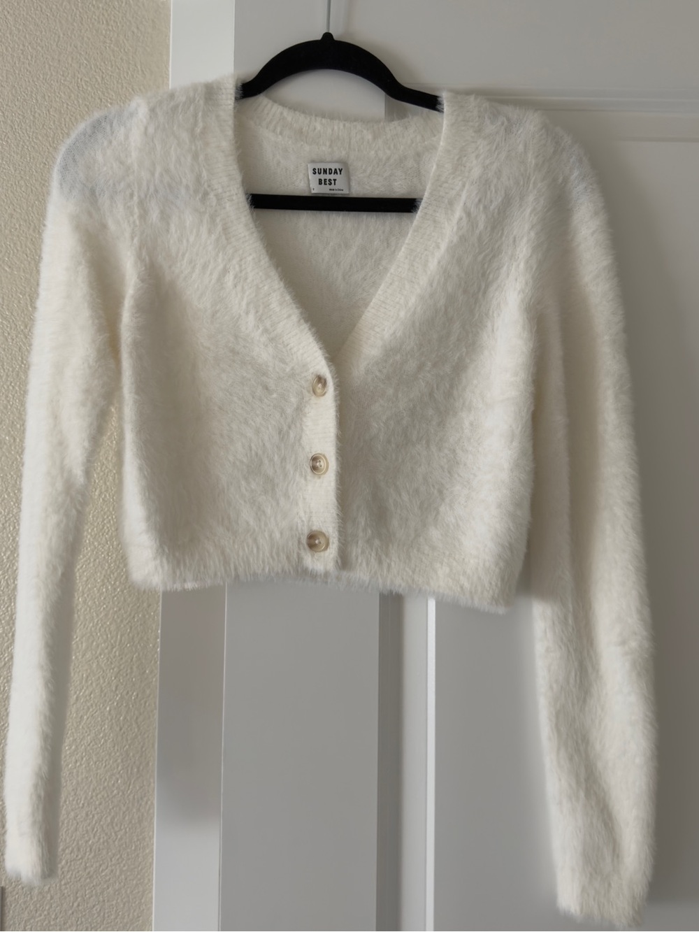 Aritzia Sunday Best Cropped Sweater